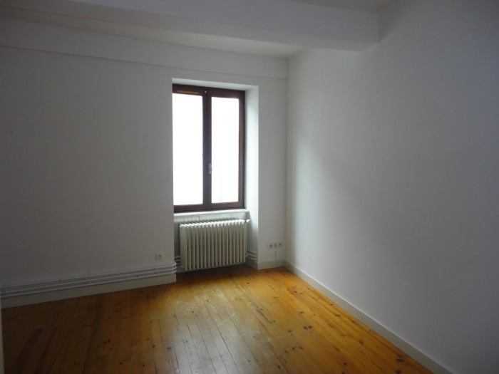 Image 2 sur 5 - Appartement  ·  Location · Savigny (69210) · 4 pièces · 69m²