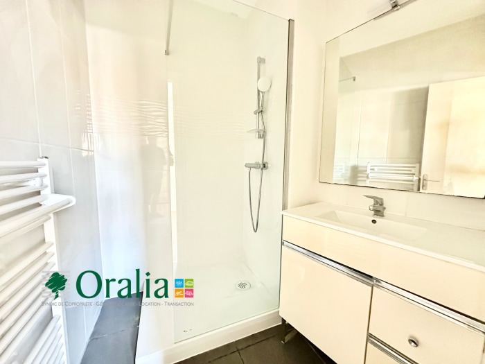 Image 7 sur 12 - Appartement  ·  Location · Bordeaux (33000) · 1 pièce · 22m²