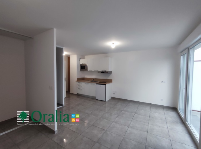 Image 2 sur 8 - Appartement  ·  Location · Dijon (21000) · 1 pièce · 35m²