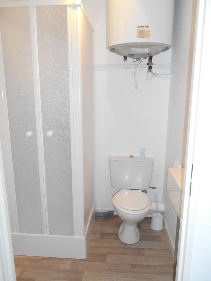 Image 5 sur 9 - Appartement  ·  Location · Dijon (21000) · 1 pièce · 18m²