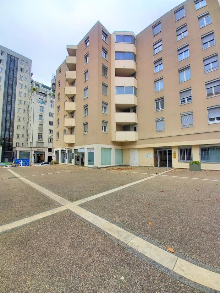 Image 10 sur 10 - Appartement  ·  Location · Villeurbanne (69100) · 2 pièces · 47m²