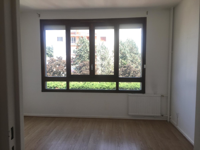 Image 6 sur 9 - Appartement  ·  Location · Limas (69400) · 4 pièces · 72m²