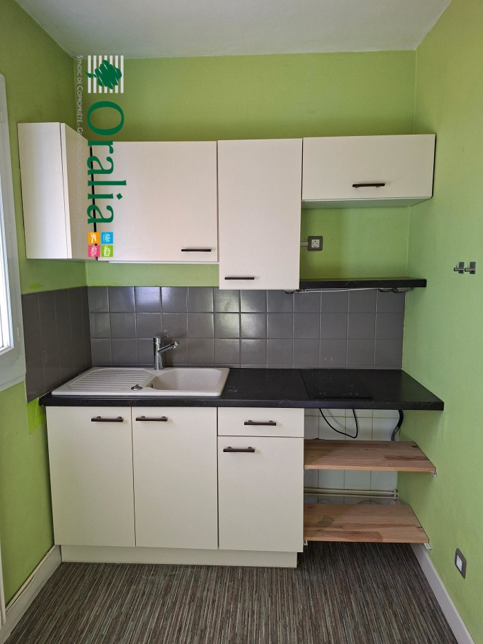 Image 9 sur 13 - Appartement  ·  Location · Dijon (21000) · 1 pièce · 25m²