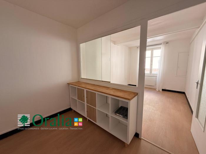 Image 4 sur 6 - Appartement  ·  Location · Tarare (69170) · 2 pièces · 43m²