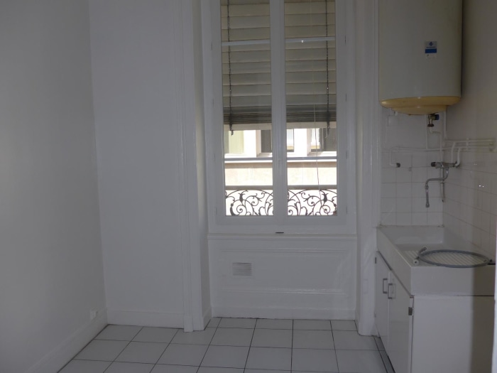 Image 5 sur 10 - Appartement  ·  Location · Lyon (69006) · 1 pièce · 43m²
