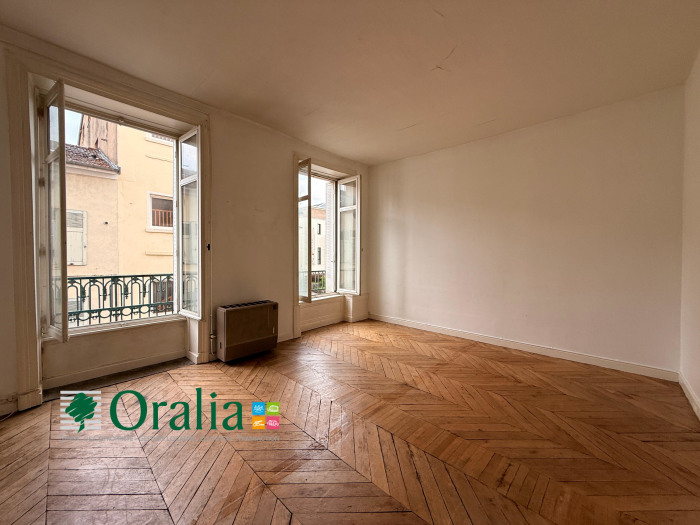 Image 1 sur 5 - Appartement  ·  Location · Tarare (69170) · 2 pièces · 58m²