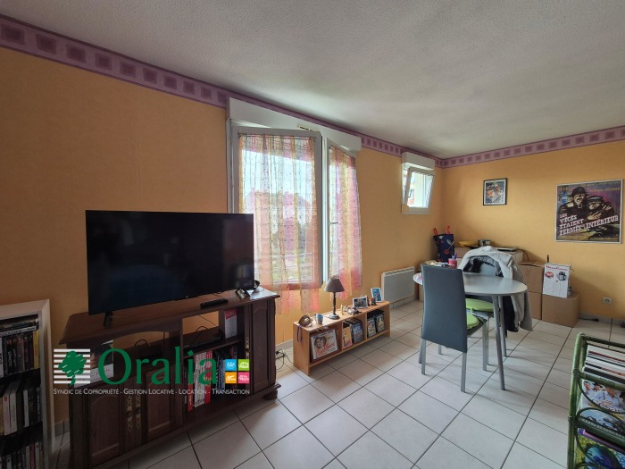 Image 1 sur 8 - Appartement  ·  Location · Dijon (21000) · 1 pièce · 30m²