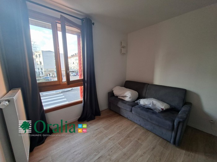 Image 2 sur 8 - Appartement  ·  Location · Dijon (21000) · 1 pièce · 22m²