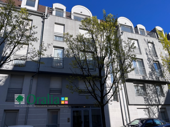 Image 8 sur 9 - Appartement  ·  Location · Dijon (21000) · 2 pièces · 40m²