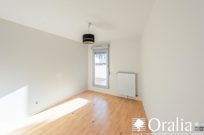Image 8 sur 9 - Appartement  ·  Location · Dijon (21000) · 3 pièces · 66m²