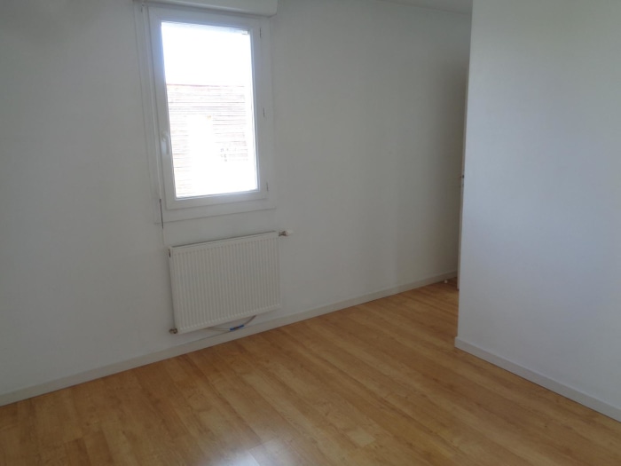 Image 4 sur 10 - Appartement  ·  Location · Vaulx En Velin (69120) · 2 pièces · 45m²