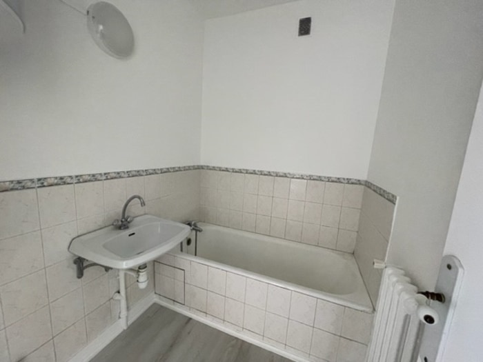 Image 10 sur 14 - Appartement  ·  Location · Grenoble (38000) · 3 pièces · 66m²