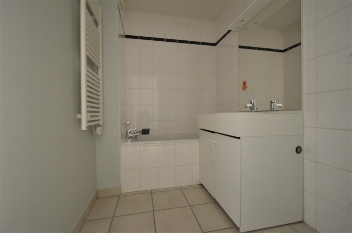 Image 15 sur 18 - Appartement  ·  Location · Curis Au Mont D Or (69250) · 3 pièces · 63m²