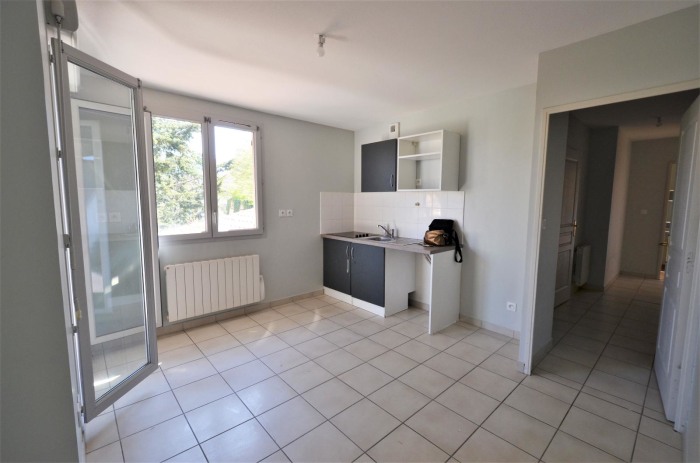 Image 6 sur 18 - Appartement  ·  Location · Curis Au Mont D Or (69250) · 3 pièces · 63m²