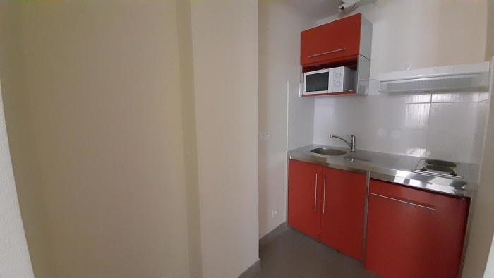 Image 3 sur 6 - Appartement  ·  Location · Villefranche Sur Saone (69400) · 1 pièce · 32m²