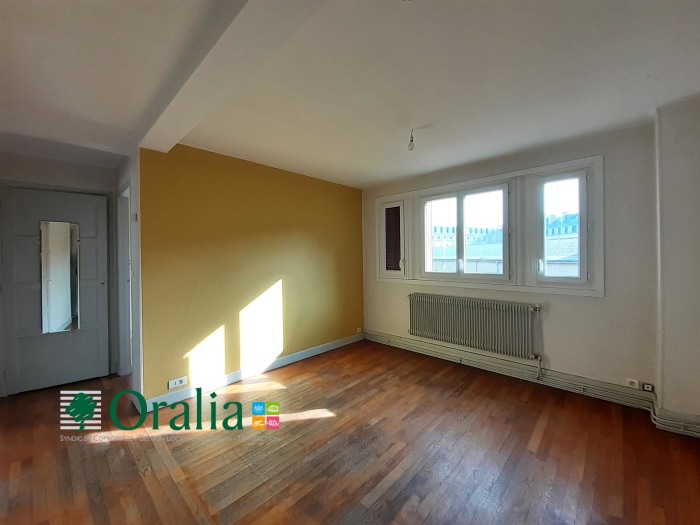 Image 1 sur 8 - Appartement  ·  Location · Dijon (21000) · 3 pièces · 46m²