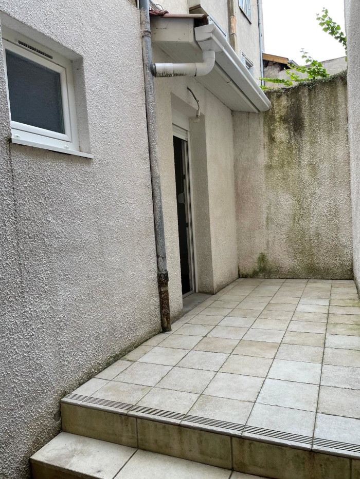 Image 9 sur 11 - Appartement  ·  Location · Tarare (69170) · 2 pièces · 49m²