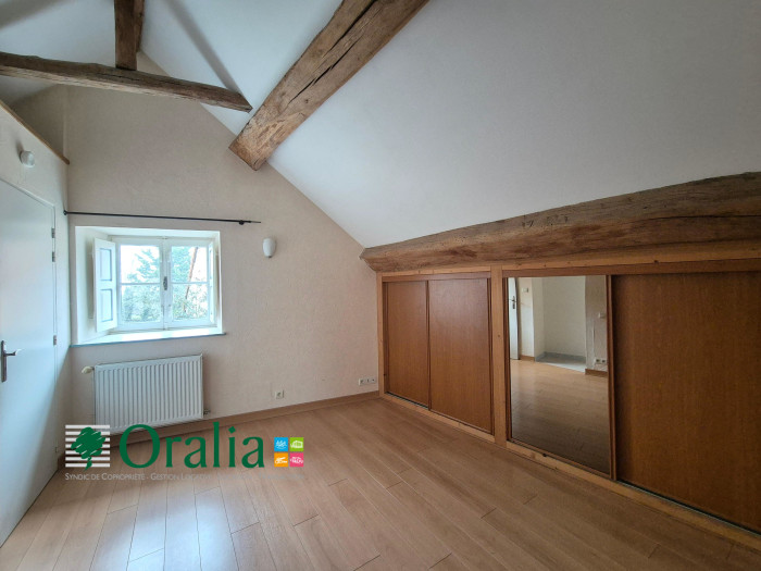 Image 14 sur 17 - Maison  ·  Location · Gemeaux (21120) · 4 pièces · 103m²