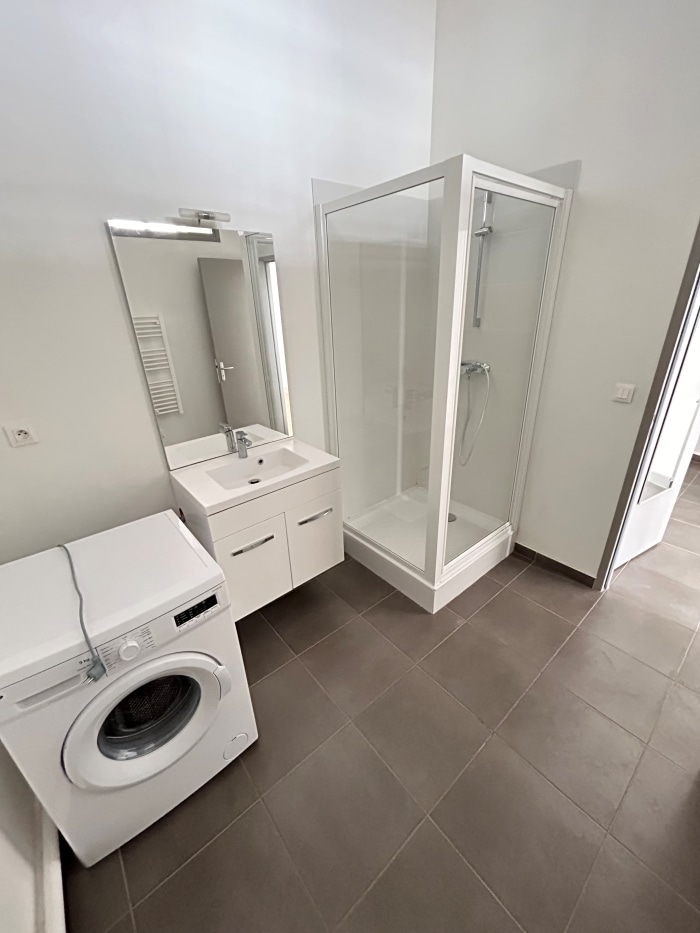 Image 4 sur 7 - Appartement  ·  Location · Lyon (69006) · 1 pièce · 32m²