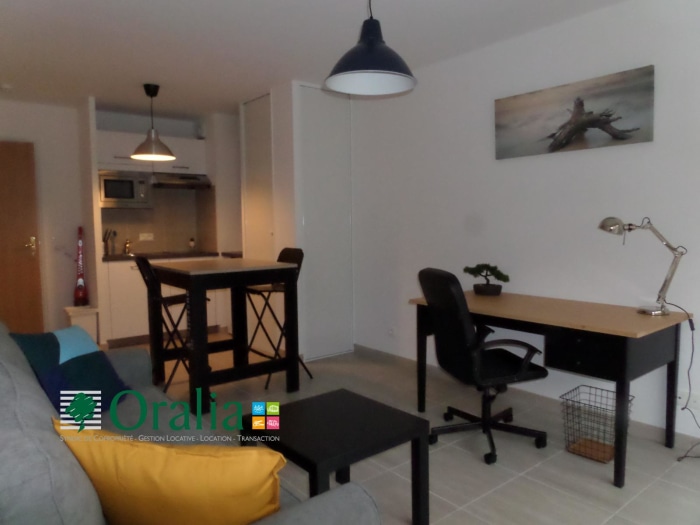 Image 4 sur 8 - Appartement  ·  Location · Dijon (21000) · 2 pièces · 34m²