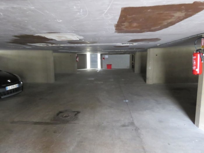 Image 4 sur 6 - Parking  ·  Location · Bordeaux (33000)