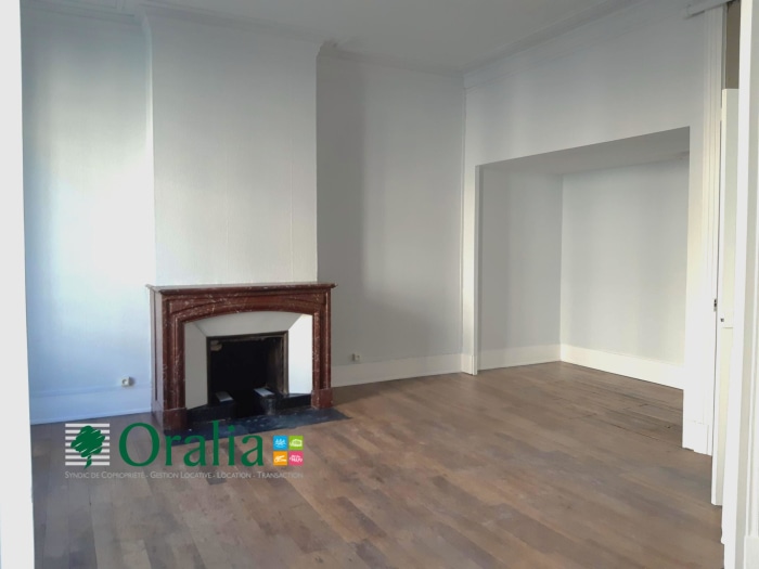 Image 6 sur 9 - Appartement  ·  Location · Grenoble (38000) · 3 pièces · 106m²