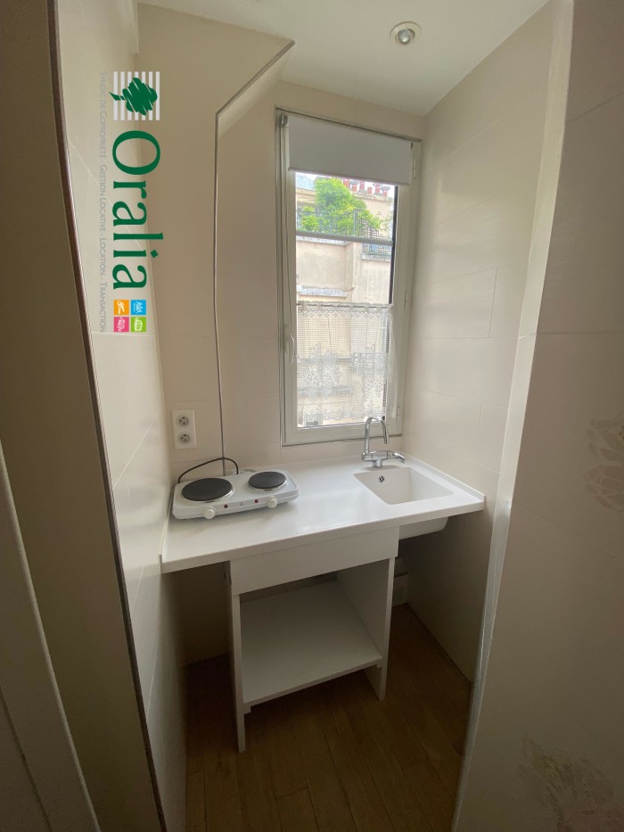 Image 5 sur 12 - Appartement  ·  Location · Paris (75007) · 1 pièce · 21m²