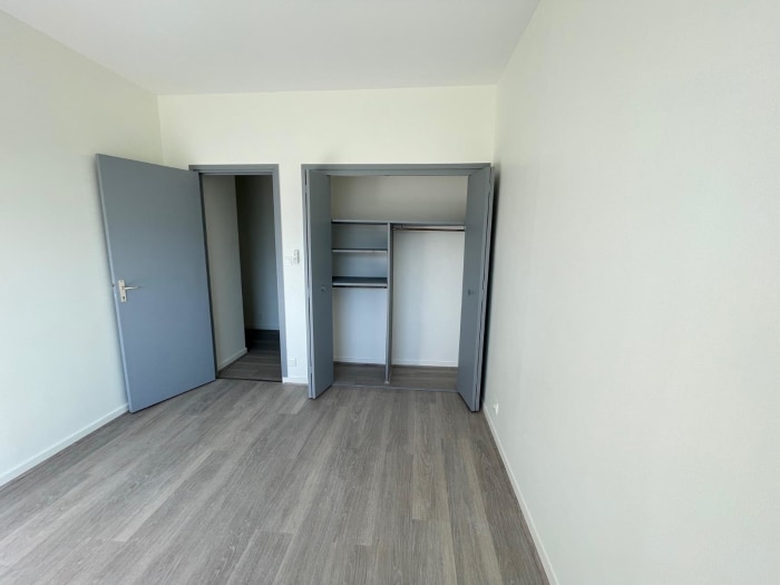 Image 3 sur 13 - Appartement  ·  Location · Meylan (38240) · 3 pièces · 77m²