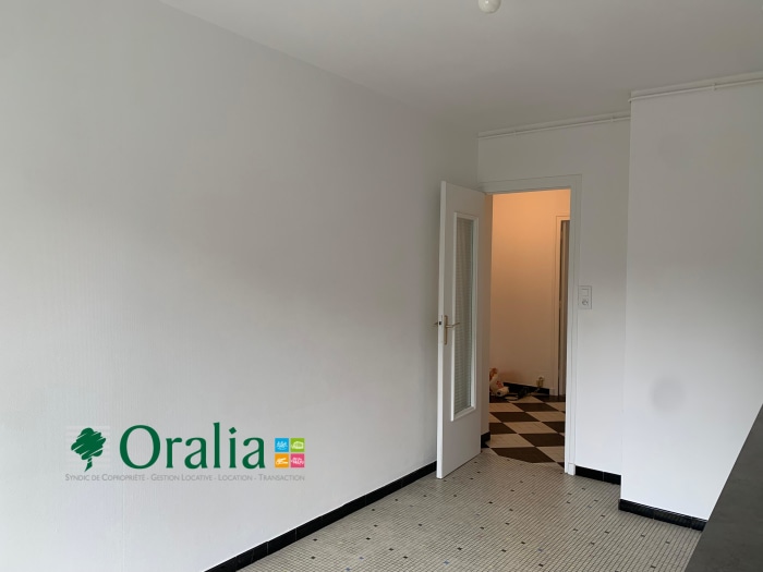 Image 13 sur 19 - Appartement  ·  Location · Grenoble (38100) · 2 pièces · 61m²
