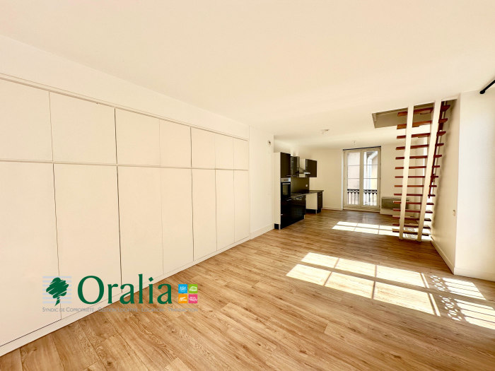 Image 8 sur 17 - Appartement  ·  Location · Bordeaux (33000) · 3 pièces · 68m²
