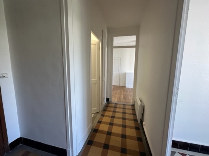 Image 8 sur 12 - Appartement  ·  Location · Grenoble (38000) · 1 pièce · 41m²