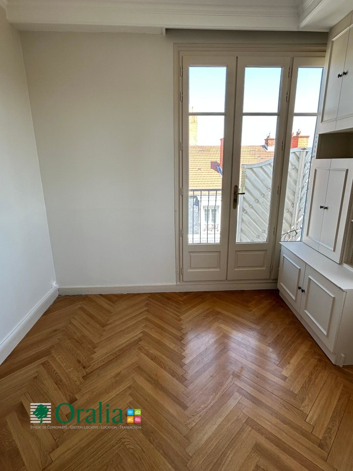 Image 9 sur 18 - Appartement  ·  Location · Lyon (69003) · 3 pièces · 75m²