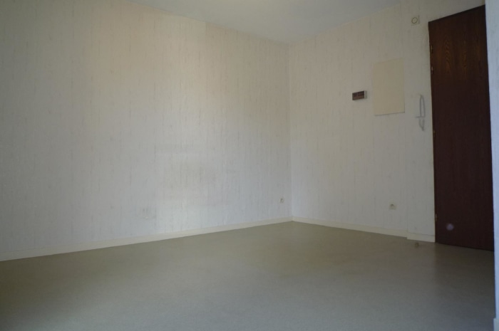 Image 4 sur 4 - Appartement  ·  Location · Dijon (21000) · 1 pièce · 19m²