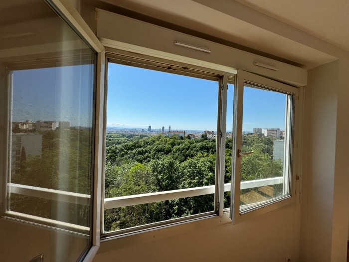 Image 1 sur 12 - Appartement  ·  Location · Caluire (69300) · 3 pièces · 47m²