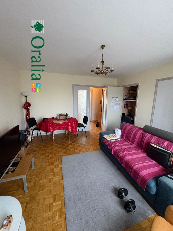 Image 2 sur 10 - Appartement  ·  Location · Villeurbanne (69100) · 2 pièces · 53m²