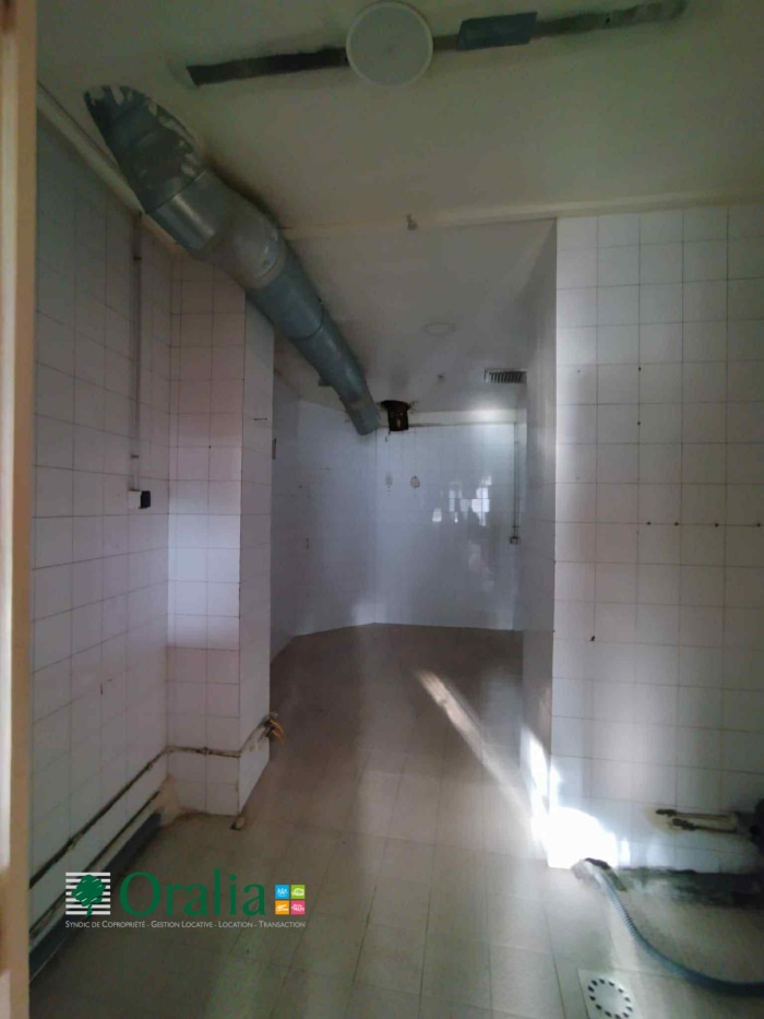 Image 5 sur 6 - Local commercial  ·  Location · Clichy La Garenne (92110) · 74m²