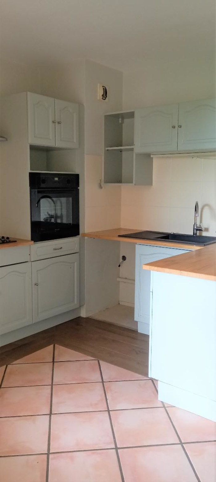 Image 3 sur 4 - Appartement  ·  Location · Gleize (69400) · 4 pièces · 82m²