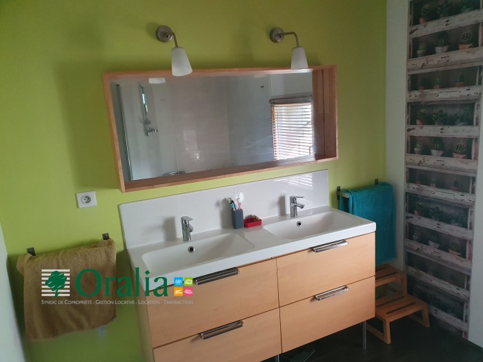Image 12 sur 19 - Maison  ·  Location · Meylan (38240) · 4 pièces · 133m²