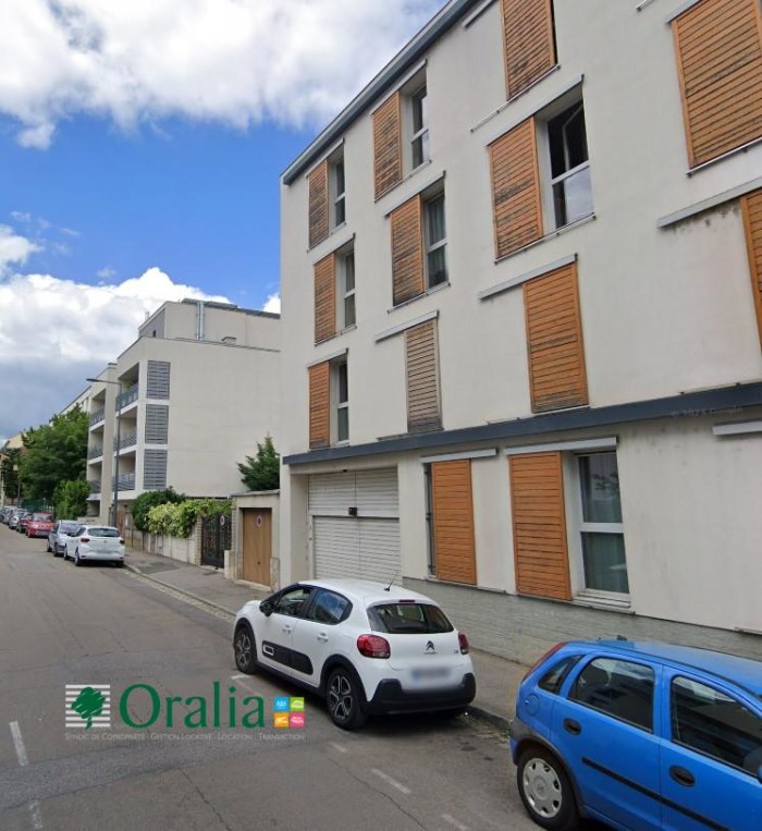 Image 1 sur 1 - Parking  ·  Location · Villeurbanne (69100)