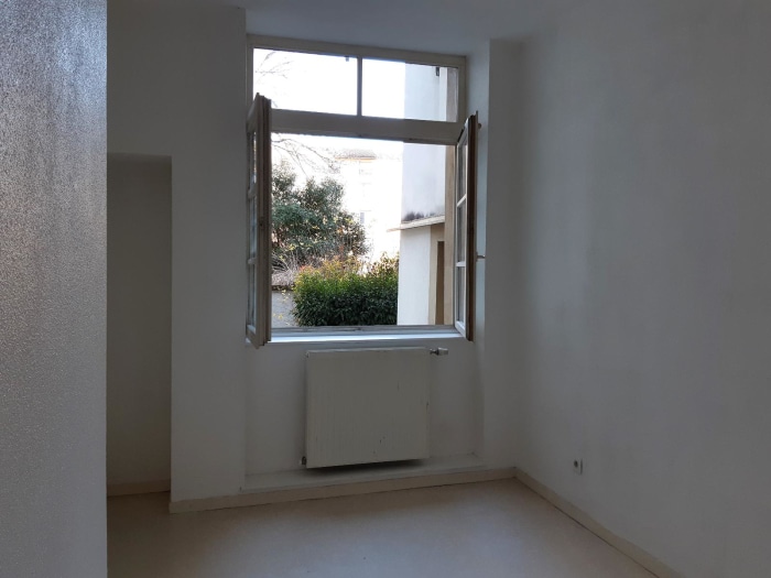 Image 11 sur 13 - Appartement  ·  Location · Grenoble (38000) · 4 pièces · 76m²