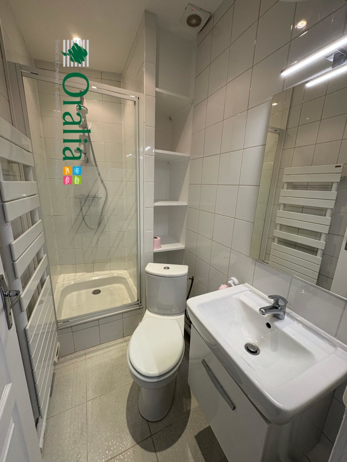 Image 8 sur 10 - Appartement  ·  Location · Suresnes (92150) · 2 pièces · 29m²