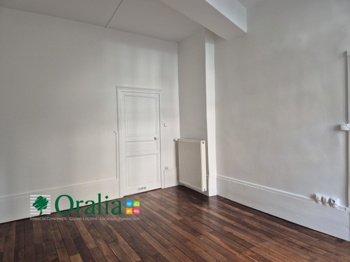 Image 10 sur 13 - Appartement  ·  Location · Dijon (21000) · 2 pièces · 54m²