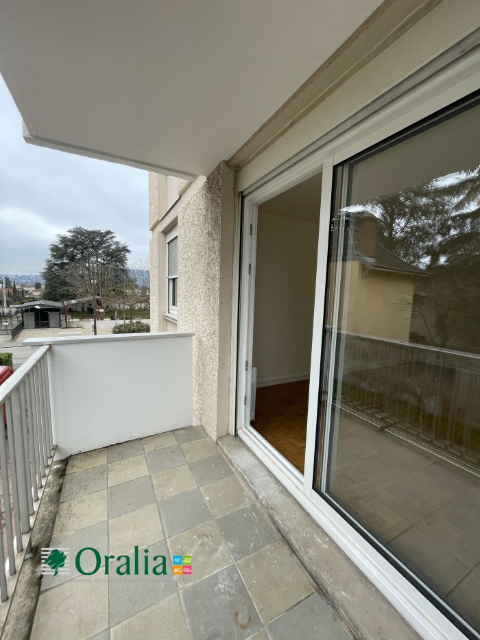 Image 10 sur 11 - Appartement  ·  Location · Caluire (69300) · 3 pièces · 65m²