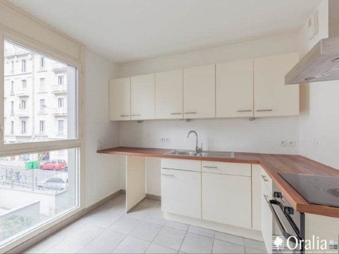 Image 5 sur 9 - Appartement  ·  Location · Grenoble (38000) · 3 pièces · 66m²