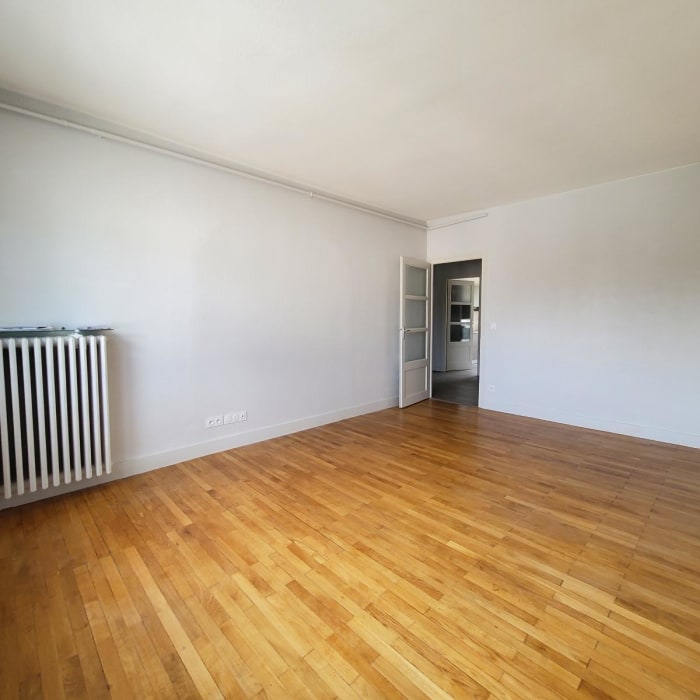 Image 7 sur 13 - Appartement  ·  Location · Grenoble (38100) · 4 pièces · 102m²