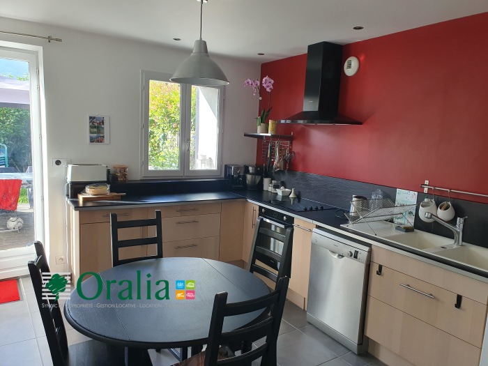 Image 7 sur 19 - Maison  ·  Location · Meylan (38240) · 4 pièces · 133m²