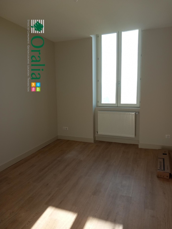 Image 3 sur 9 - Appartement  ·  Location · Savigny (69210) · 3 pièces · 60m²