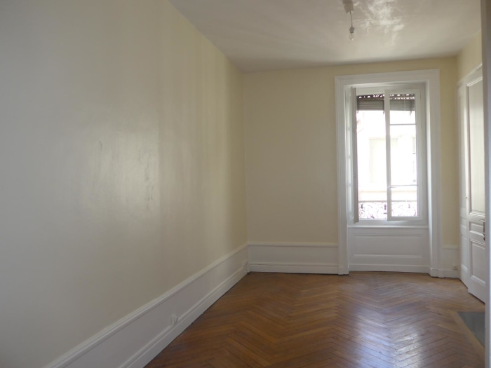 Image 4 sur 10 - Appartement  ·  Location · Lyon (69006) · 1 pièce · 43m²