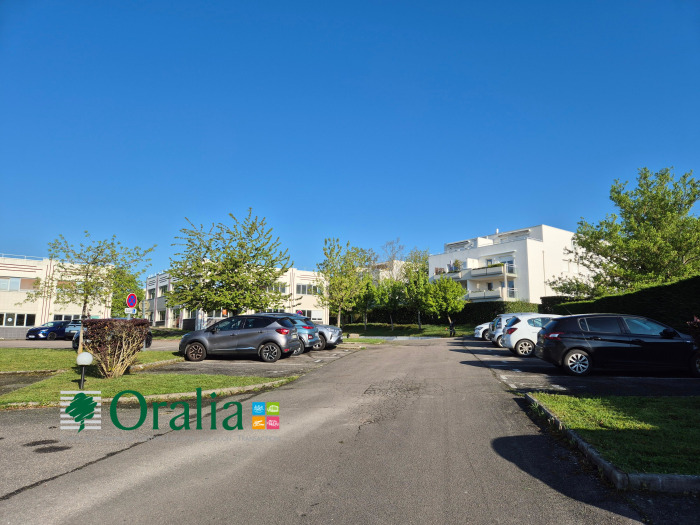 Image 7 sur 8 - Parking  ·  Location · Dijon (21000) · 12m²