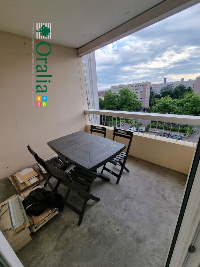 Image 9 sur 17 - Appartement  ·  Location · Villeurbanne (69100) · 1 pièce · 33m²